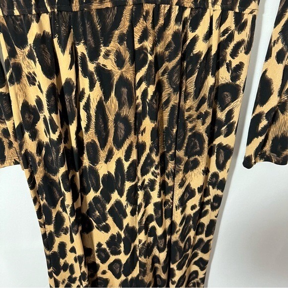 HOT IN HOLLYWOOD Leopard Dress Size Medium - Picture 7 of 10